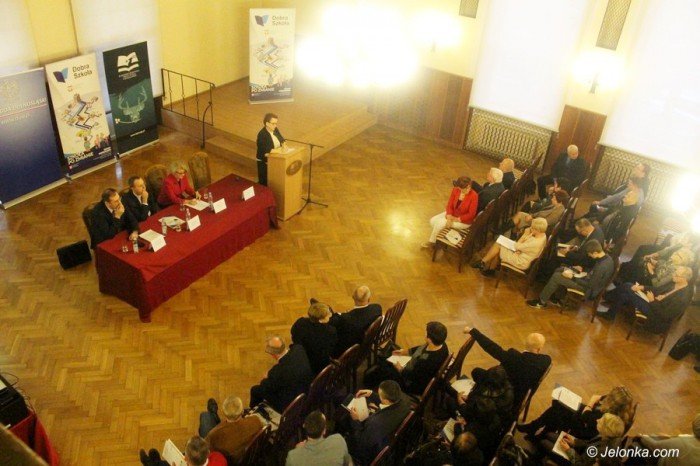 minister-zalewska-jelenia-gora-zyska-na-reformie-foto-66528