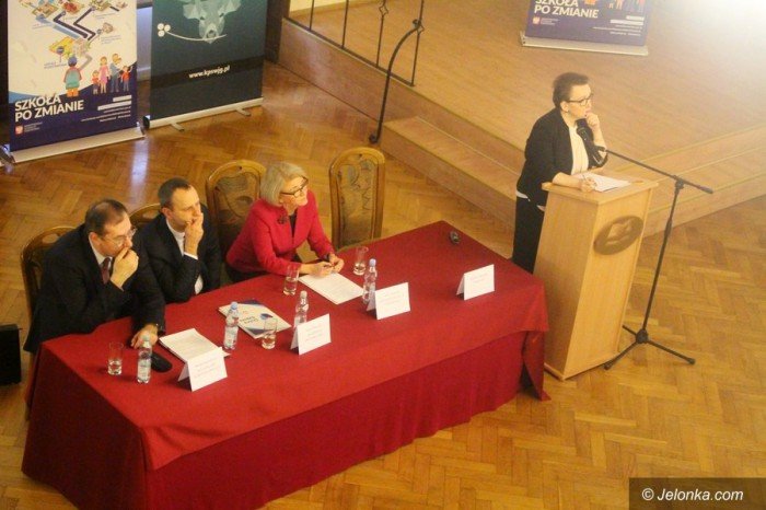 minister-zalewska-jelenia-gora-zyska-na-reformie-foto-66528