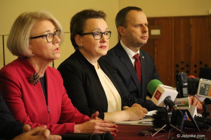 minister-zalewska-jelenia-gora-zyska-na-reformie-foto-66528