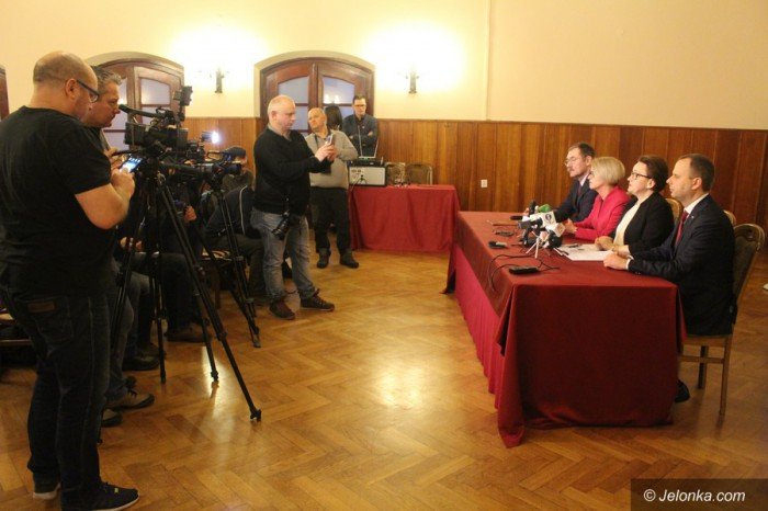 minister-zalewska-jelenia-gora-zyska-na-reformie-foto-66528