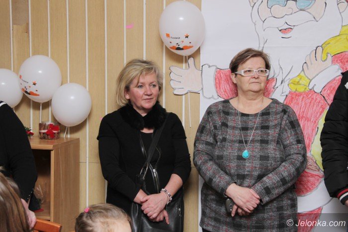 wolontariusze-fundacji-orange-z-usmiechem-dla-dzieci-foto-66538