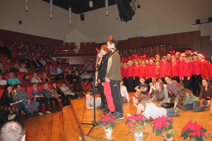 dwojka-z-jasekami-w-filharmonii-foto-66540