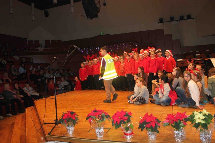 dwojka-z-jasekami-w-filharmonii-foto-66540