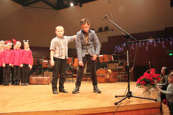 dwojka-z-jasekami-w-filharmonii-foto-66540