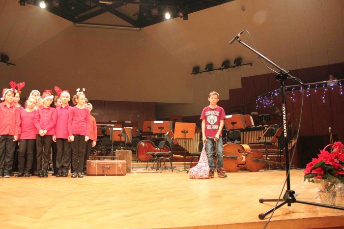dwojka-z-jasekami-w-filharmonii-foto-66540