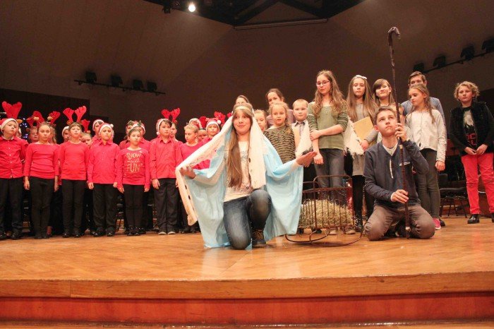dwojka-z-jasekami-w-filharmonii-foto-66540