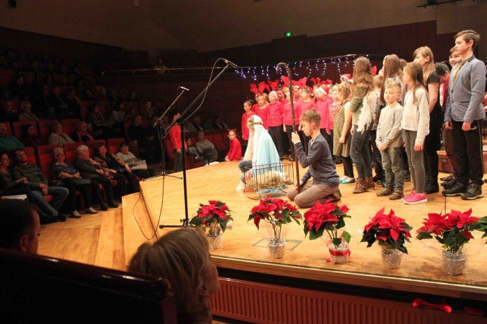 dwojka-z-jasekami-w-filharmonii-foto-66540