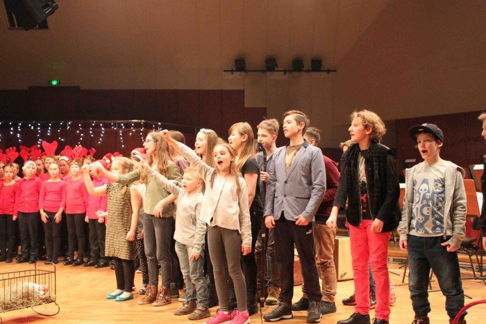 dwojka-z-jasekami-w-filharmonii-foto-66540