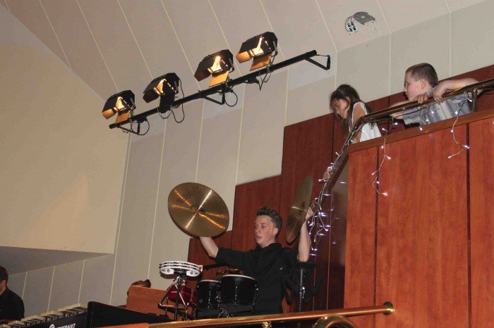dwojka-z-jasekami-w-filharmonii-foto-66540