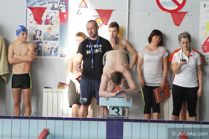 scigali-sie-pywacy-ze-szko-srednich-i-gimnazjalnych-foto-66543