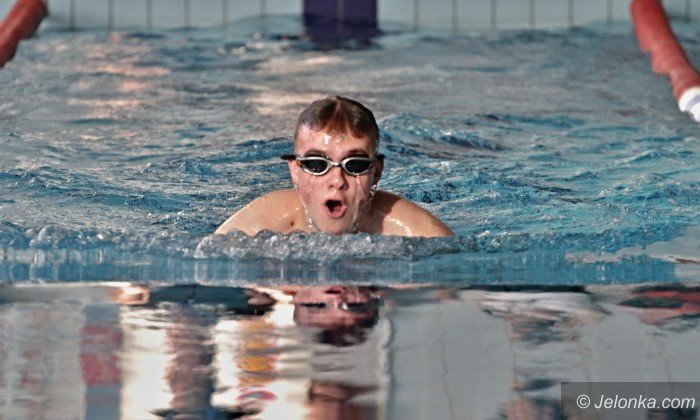 scigali-sie-pywacy-ze-szko-srednich-i-gimnazjalnych-foto-66543