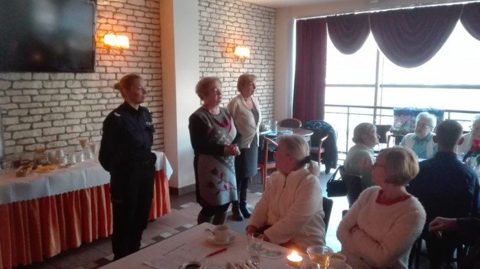 spotkanie-z-seniorami-w-szklarskiej-porebie-foto-66556