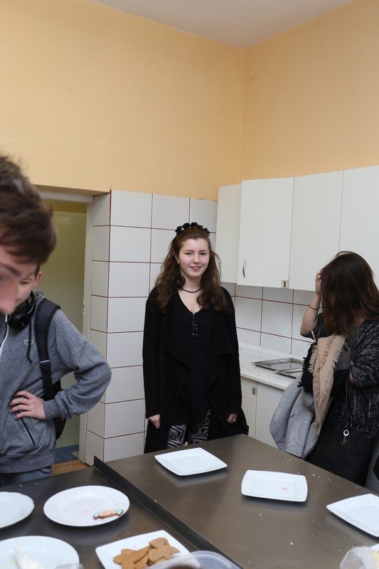 swiateczne-warsztaty-dla-gimnazjalistow-z-zywa-szopka-foto-66563