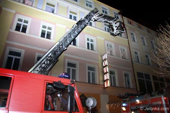 pozar-w-hotelu-europa-58-osob-ewakuowano-foto-video-66605