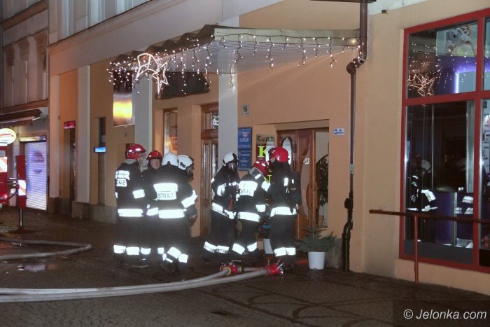 pozar-w-hotelu-europa-58-osob-ewakuowano-foto-video-66605