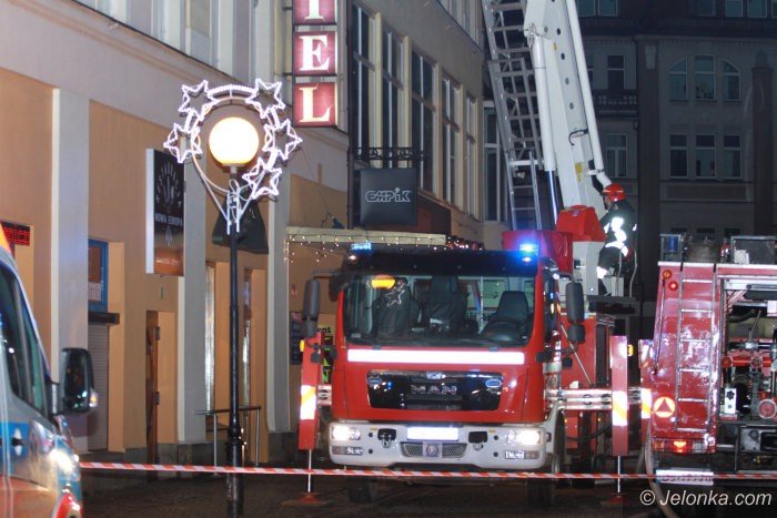 pozar-w-hotelu-europa-58-osob-ewakuowano-foto-video-66605