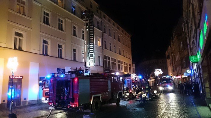 pozar-w-hotelu-europa-58-osob-ewakuowano-foto-video-66605