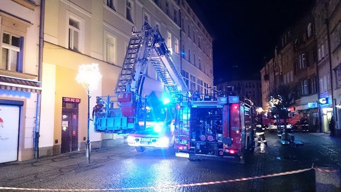 pozar-w-hotelu-europa-58-osob-ewakuowano-foto-video-66605