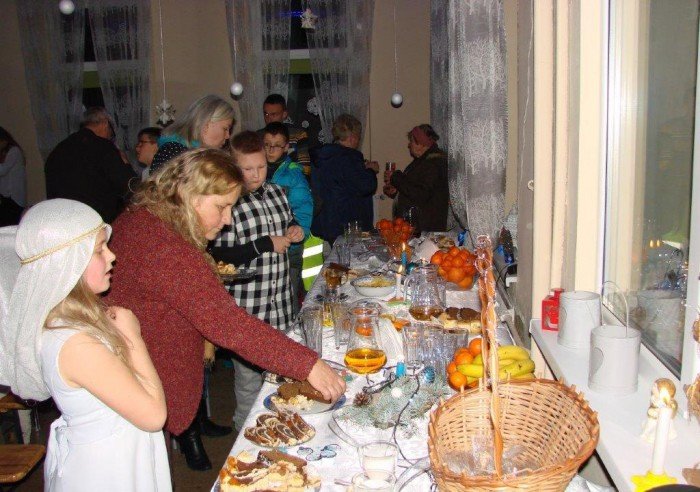 piekne-przedstawienie-w-trzcinsku-foto-66638