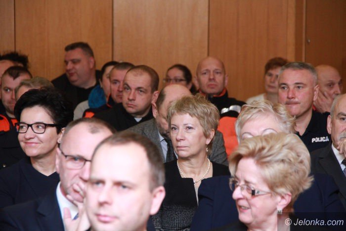 nowe-karetki-dla-pogotowia-ratunkowego-foto-66647