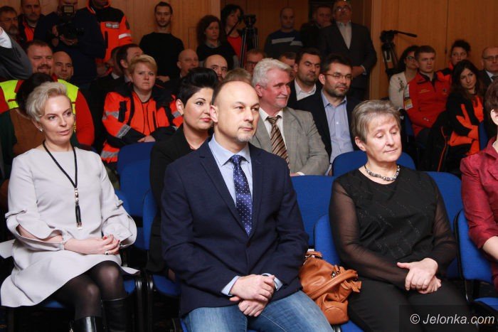 nowe-karetki-dla-pogotowia-ratunkowego-foto-66647