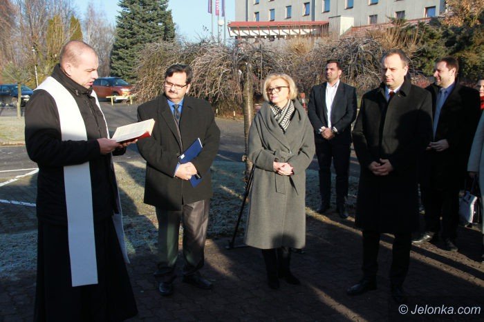 nowe-karetki-dla-pogotowia-ratunkowego-foto-66647