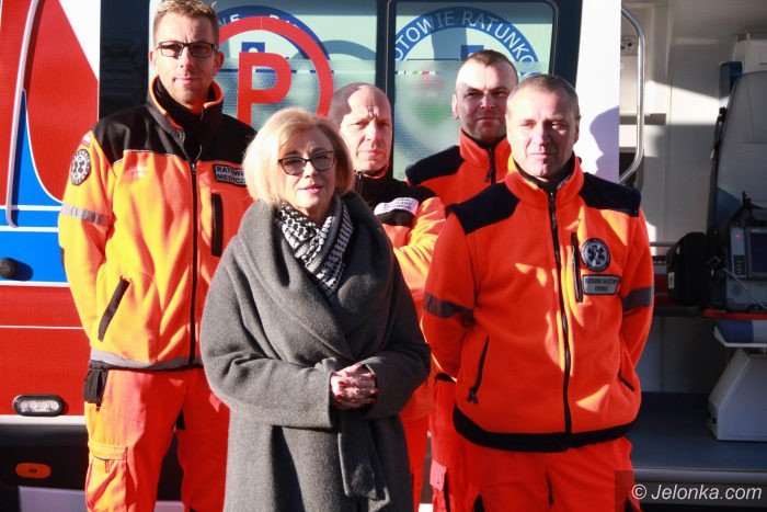 nowe-karetki-dla-pogotowia-ratunkowego-foto-66647