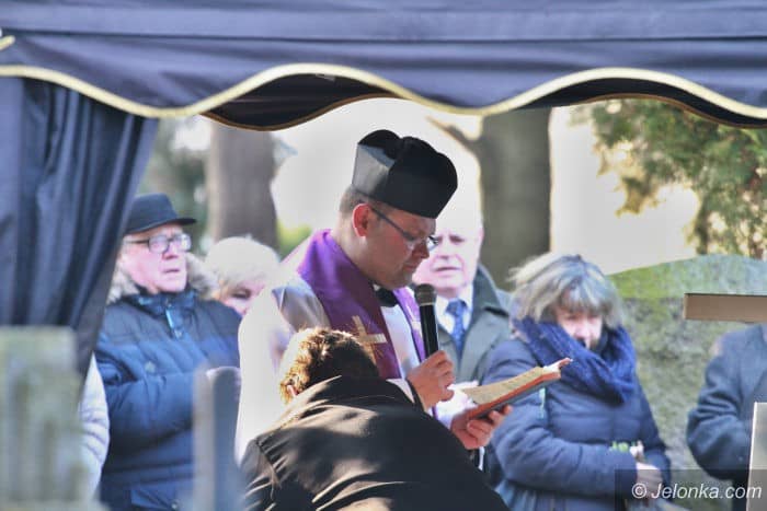najblizsi-przyjaciele-i-znajomi-pozegnali-tadeusza-siwka-foto-66661