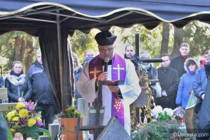 najblizsi-przyjaciele-i-znajomi-pozegnali-tadeusza-siwka-foto-66661