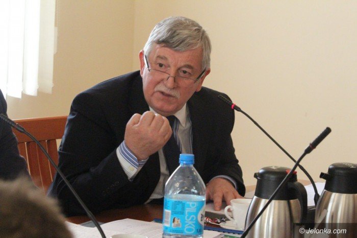 w-radzie-karpacza-poziom-dyskusji-siega-bruku-foto-66681