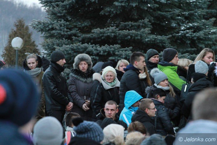 rodzina-i-jeleniogorzanie-pozegnali-sare-foto-66731