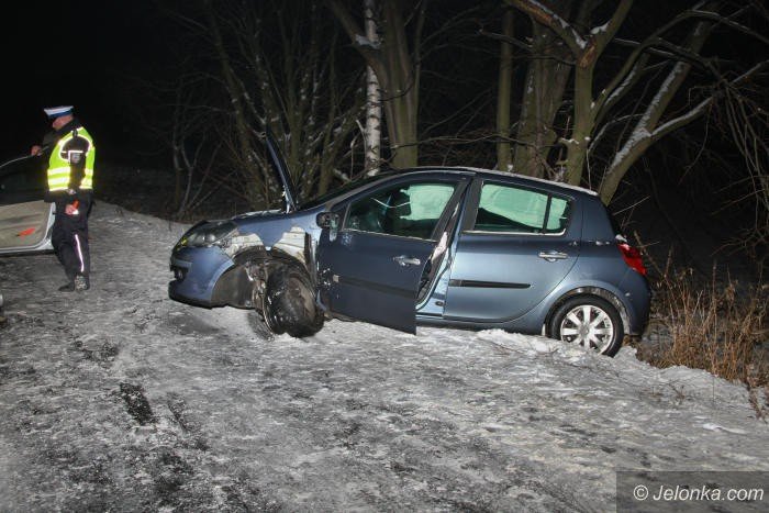w-wojcieszycach-zderzyy-sie-dwa-samochody-foto-66774