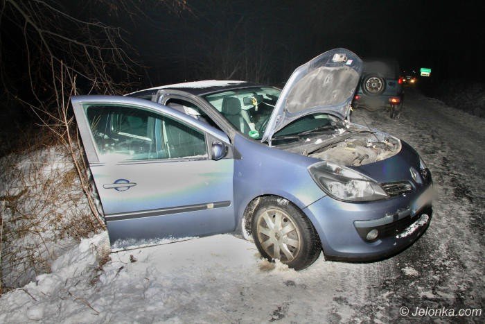 w-wojcieszycach-zderzyy-sie-dwa-samochody-foto-66774