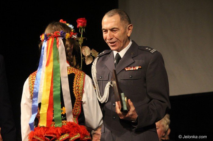 uroczysta-sesja-pena-wzruszen-foto-66818