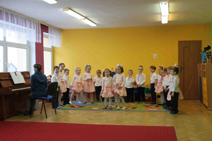 maska-i-trzeci-dzwonek-w-okraglaczku-foto-66901