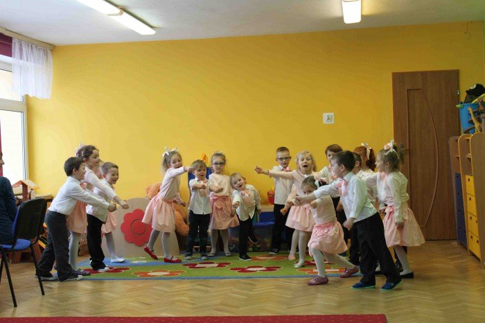 maska-i-trzeci-dzwonek-w-okraglaczku-foto-66901