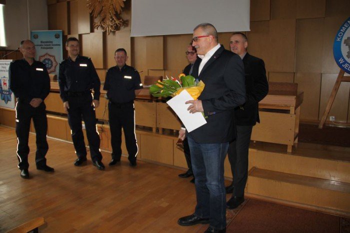 pozegnali-sie-ze-suzba-foto-66916