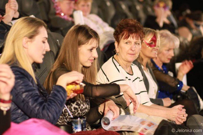 kino-kobiet-w-kinie-helios-foto-66929