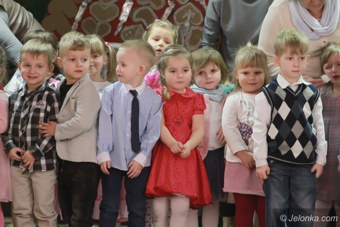przedszkolaki-z-mysakowic-zaprosiy-babcie-i-dziadkow-foto-66961