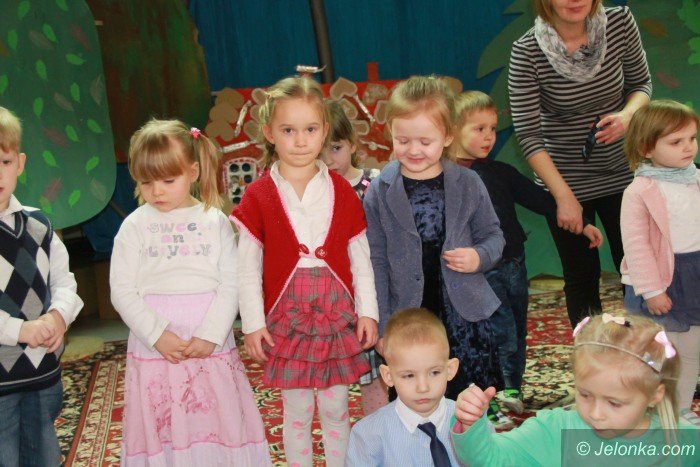 przedszkolaki-z-mysakowic-zaprosiy-babcie-i-dziadkow-foto-66961