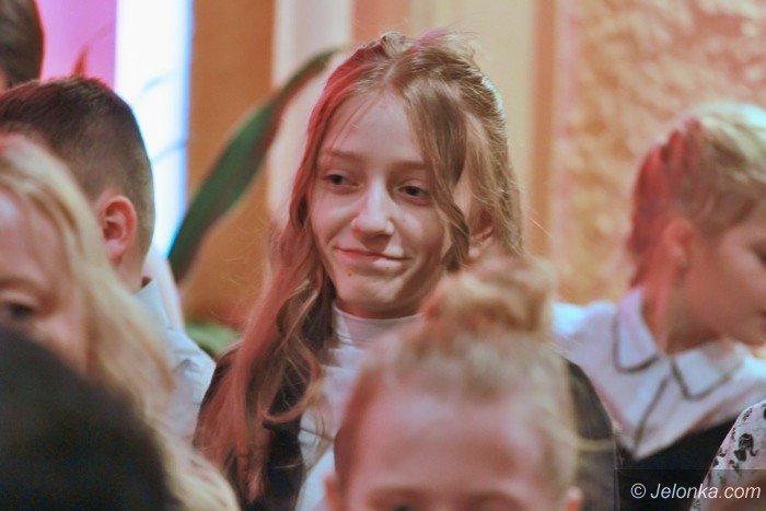 dzieci-pieknie-mowiy-proza-i-wierszem-foto-66962
