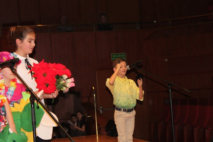 roztanczona-dwojka-na-koncercie-w-filharmonii-foto-66979