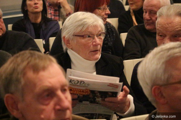lech-waesa-w-jeleniej-gorze-o-polsce-foto-67038