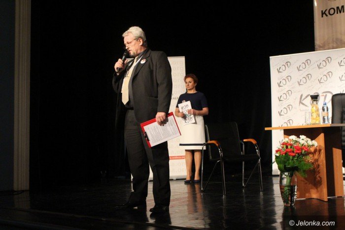 lech-waesa-w-jeleniej-gorze-o-polsce-foto-67038