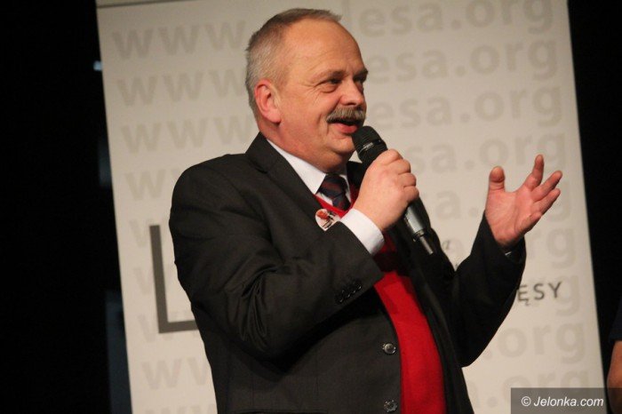 lech-waesa-w-jeleniej-gorze-o-polsce-foto-67038