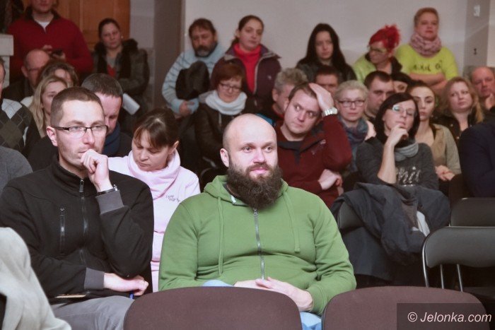 w-piechowicach-debatowali-o-przyszosci-szko-foto-67045