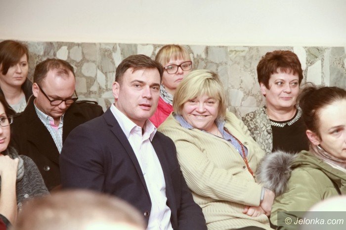 w-piechowicach-debatowali-o-przyszosci-szko-foto-67045