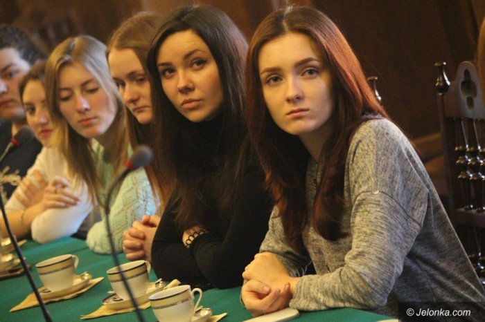 studenci-z-ukrainy-goscili-w-jeleniej-gorze-foto-67060