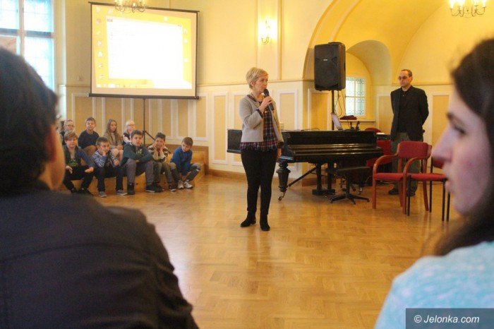 studenci-z-ukrainy-goscili-w-jeleniej-gorze-foto-67060