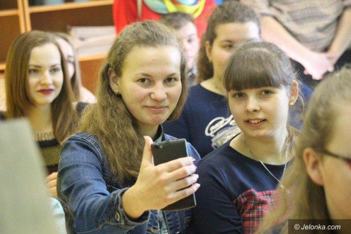 studenci-z-ukrainy-goscili-w-jeleniej-gorze-foto-67060